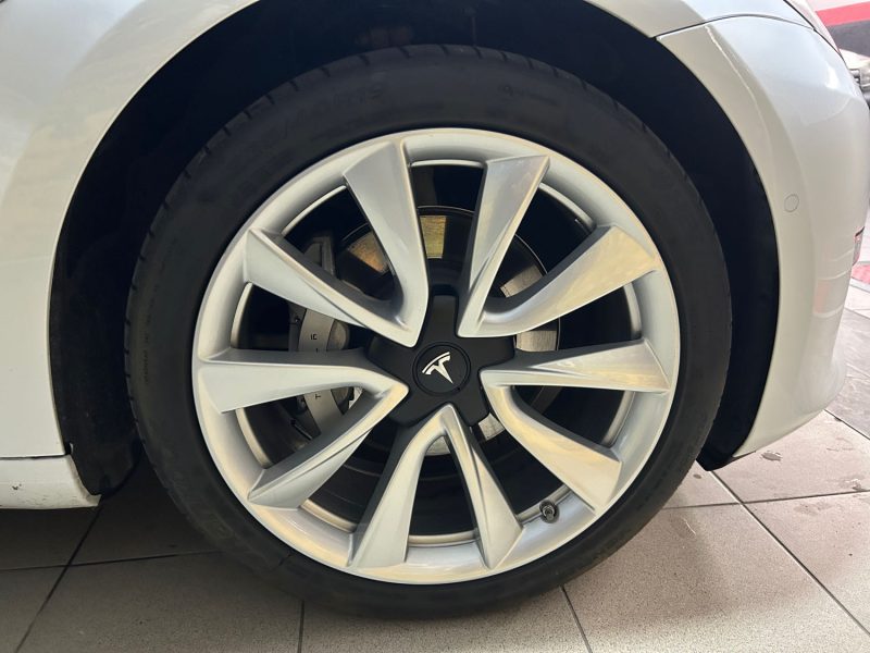TESLA MODEL 3 LONG-RANGE DUAL MOTOR AWD PRIX HT : 20825 €