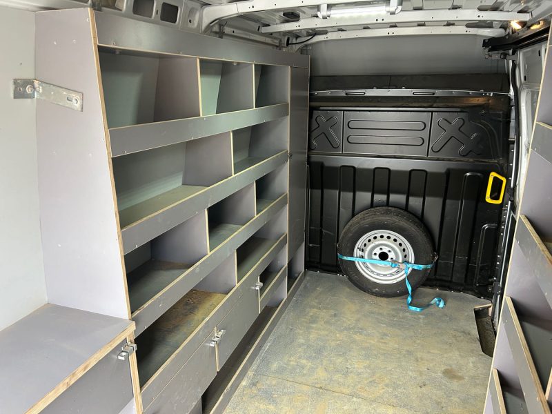 IVECO 35S14N VI CAMIONNETTE 3.0 NATURAL POWER 2024 PRIX HT : 16658 €