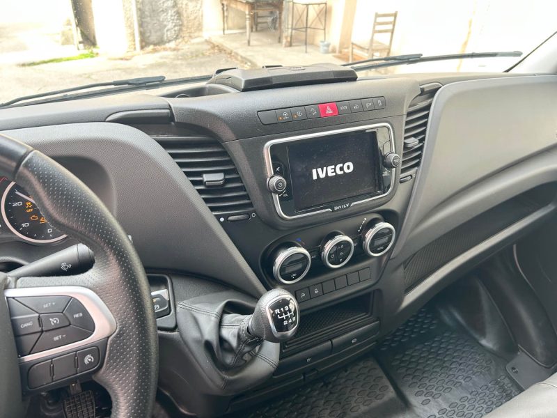 IVECO 35S14N VI CAMIONNETTE 3.0 NATURAL POWER 2024 PRIX HT : 16658 €