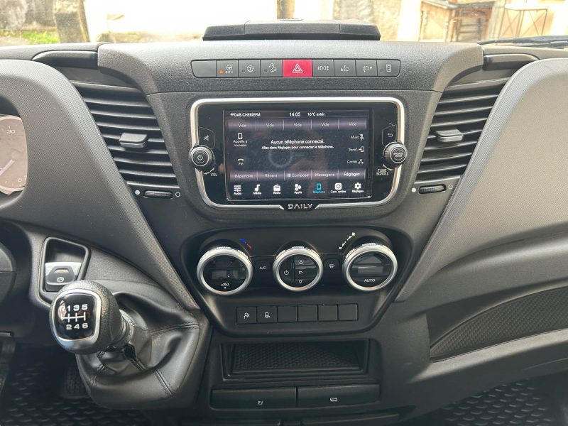 IVECO 35S14N VI CAMIONNETTE 3.0 NATURAL POWER 2024 PRIX HT : 16658 €