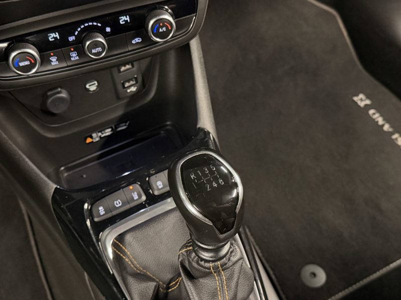 OPEL CROSSLAND X ULTIMATE 1.6 CDTI 120 S&S APPLE & ANDROID TOIT PANORAMIQUE GPS - GARANTIE 1 AN 