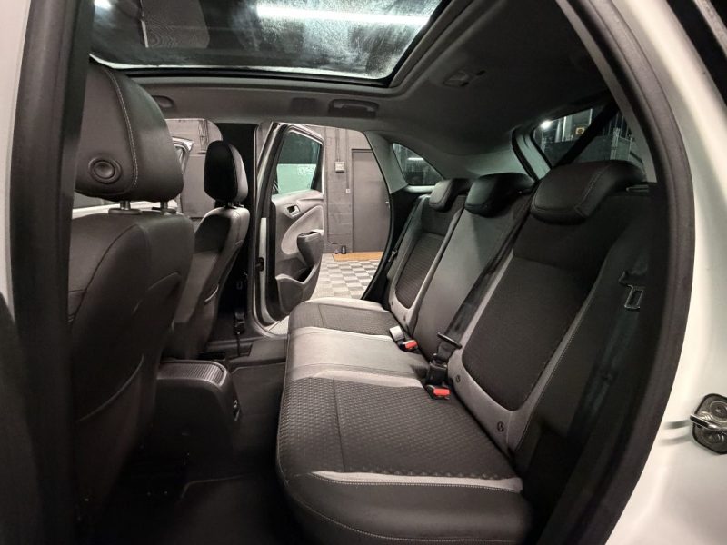 OPEL CROSSLAND X ULTIMATE 1.6 CDTI 120 S&S APPLE & ANDROID TOIT PANORAMIQUE GPS - GARANTIE 1 AN 