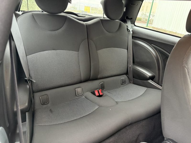 MINI MINI COOPER D 112 2012