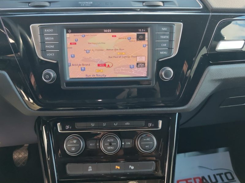 VOLKSWAGEN TOURAN 1.6 TDI 115 BLUEMOTION TECHNOLOGY CARAT