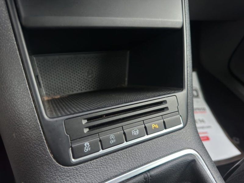 VOLKSWAGEN TIGUAN 2.0 TDI 110 BLUEMOTION TECHNOLOGY SPORTLINE 