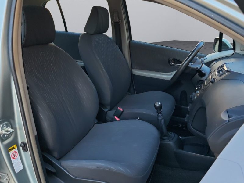 TOYOTA YARIS 1.3 VVT-I 100 CONFORT PACK