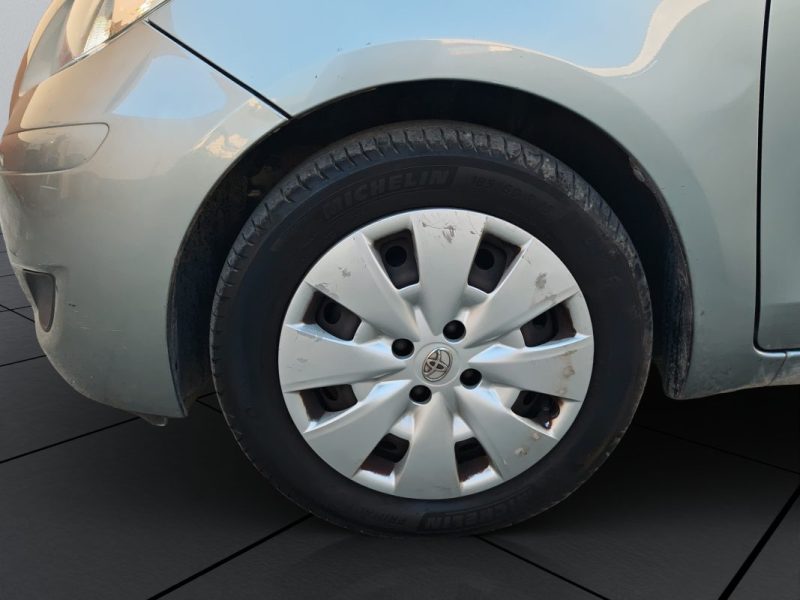 TOYOTA YARIS 1.3 VVT-I 100 CONFORT PACK