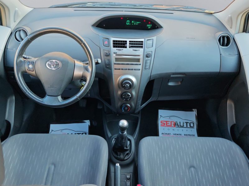 TOYOTA YARIS 1.3 VVT-I 100 CONFORT PACK