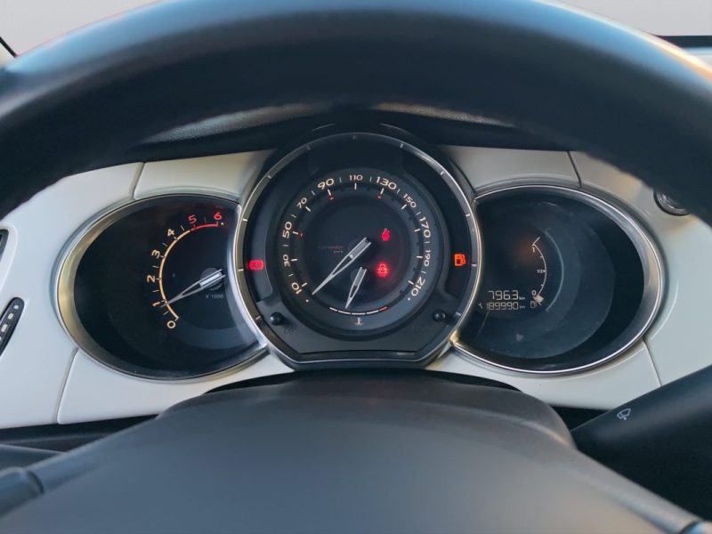 CITROEN DS3 1.6 E-HDI 90 AIRDREAM RED EDITION