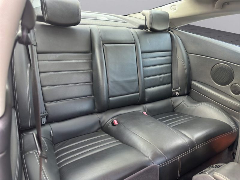 RENAULT LAGUNA III COUPE 2.0 DCI 150 INITIALE PARIS