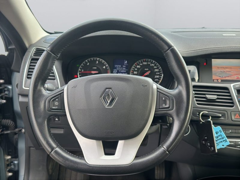 RENAULT LAGUNA III COUPE 2.0 DCI 150 INITIALE PARIS