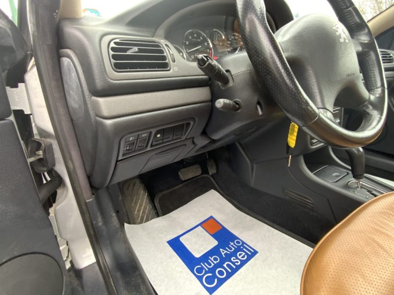 PEUGEOT 406 3.0 V6 PINIFARINA 1999 * PARFAIT POUR LES COLLECTIONNEURS