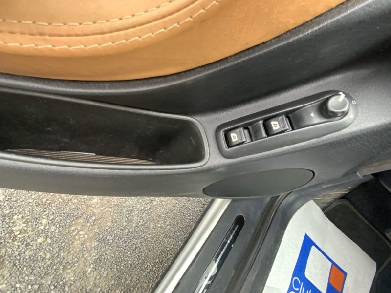 PEUGEOT 406 3.0 V6 PINIFARINA 1999 * PARFAIT POUR LES COLLECTIONNEURS