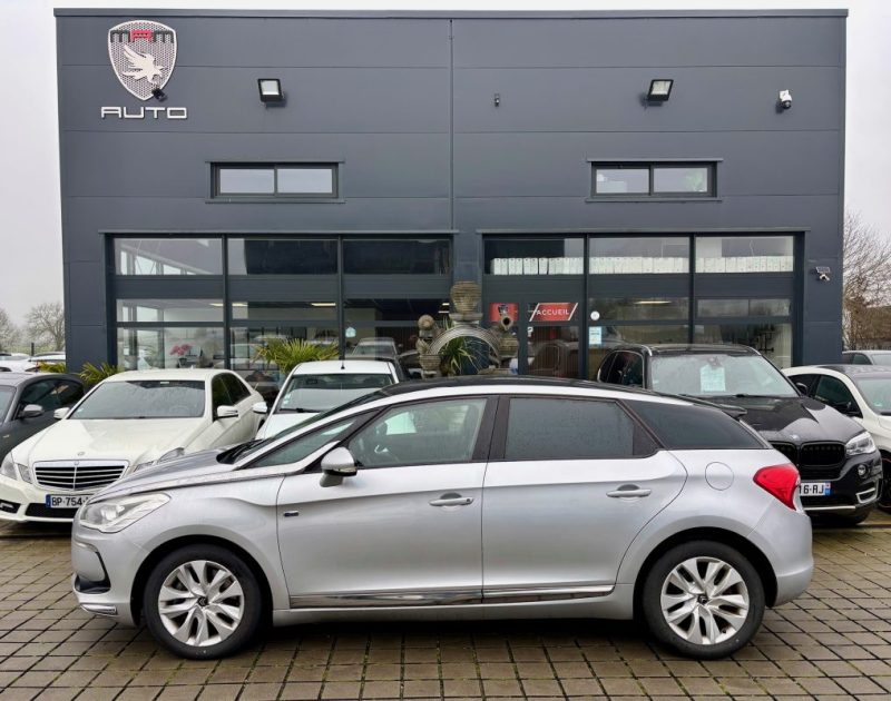 CITROEN DS5 HYBRID4 SPORT CHIC ETG6 AUTOMATIQUE 2015