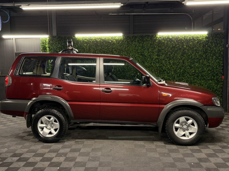 NISSAN TERRANO II 2.7 TDI 125 Cv 5 PLACES - FRAIS A PREVOIR LIRE L ANNONCE