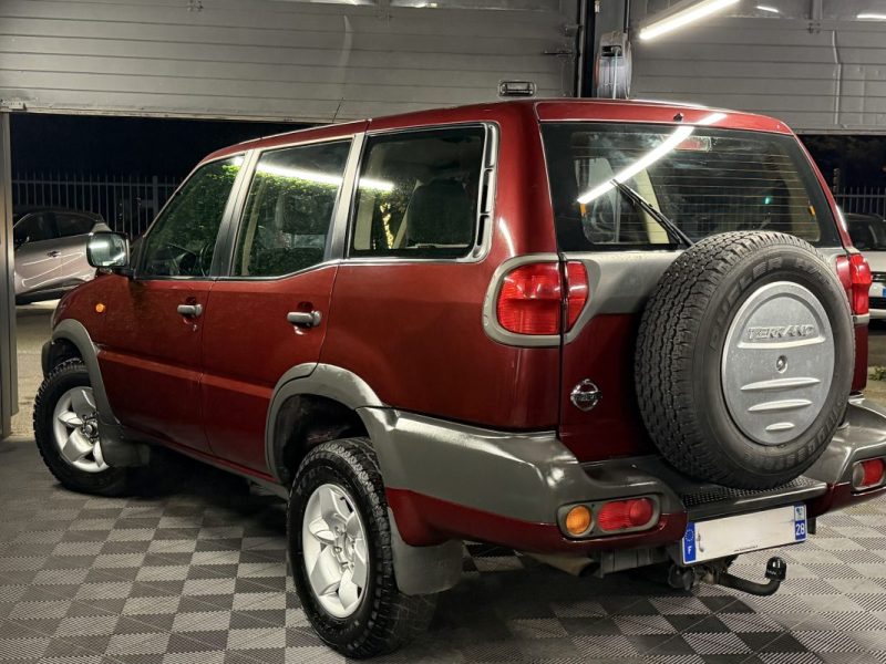 NISSAN TERRANO II 2.7 TDI 125 Cv 5 PLACES - FRAIS A PREVOIR LIRE L ANNONCE