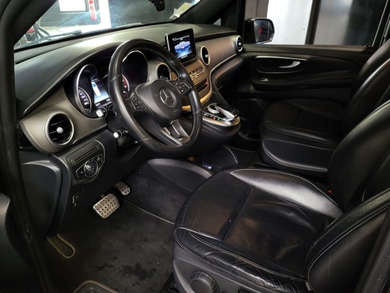 MERCEDES CLASSE V 250 BlueTEC 190cv Extra Long / CAMERA DE RECUL + SIEGES CUIR COMPLET /