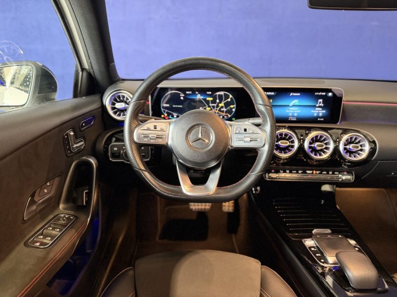 MERCEDES CLASSE A - AMG LINE - BERLINE - 180d - 116 ch - TOIT OUVRANT - ENTRETIEN MERCEDES -