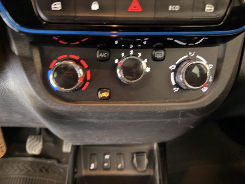 DACIA SPRING BUSINESS - ELECTRIQUE - AUTOMATIQUE - 45 ch - 2 EME MAIN - 