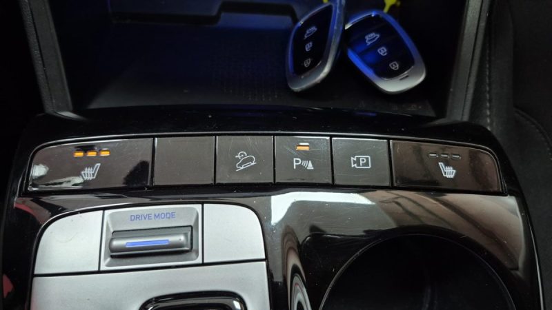 HYUNDAI TUCSON 1.6 SUV HYBRIDE ESSENCE 230cv CREATIVE/1 ERE MAIN/TVA RECUPERABLE