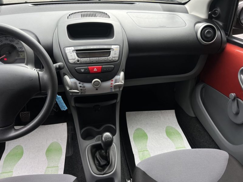 PEUGEOT 107 1.0 68 Cv - GARANTIE 1 AN