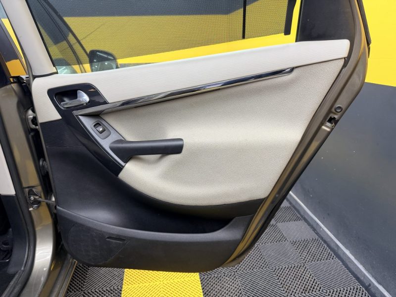 CITROEN C4 1.6 E-HDI 110 EXCLUSIVE BOITE AUTOMATIQUE 