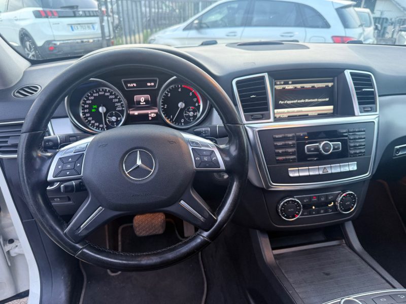 MERCEDES CLASSE ML 350 3.0 CDI 258CH BLUETEC 4-MATIC FASCINATION AMG GARANTIE 