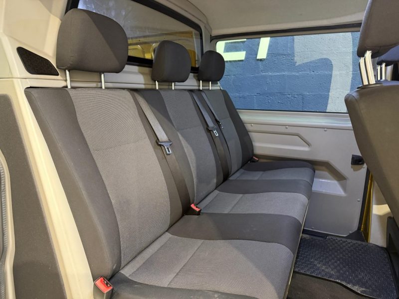 VOLKSWAGEN TRANSPORTER L1H1 2.0 TDI 150ch ProCab DSG7 / 5 PLACES / SUIVI COMPLET