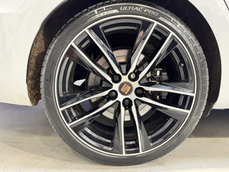 SEAT LEON CUPRA 2.0 TSI 300ch 4Drive DSG7 / 2 EME MAIN / SUIVI COMPLET