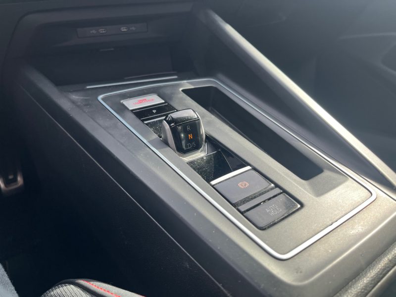 VOLKSWAGEN GOLF 8 GTI  2.0 TSI 300CV CLUBSPORT ENTRETIEN COMPLET VOLKSWAGEN - -PRIX FERME