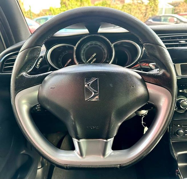 CITROEN DS3 1.2L i 82cv *BE CHIC* / Revisee&Garantie