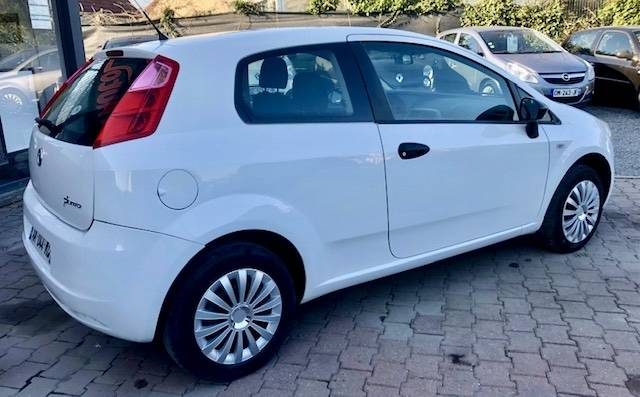 FIAT PUNTO II 1.3L MJTD Multijet 75cv *EMOTION* / Révisée&Garantie 