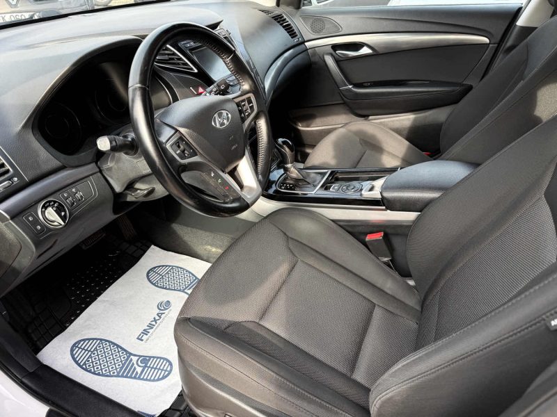 Hyundai i40 1.7 CRDi 136 Pack Business Limited BVA / Révisée & Garantie 6 Mois / Attelage / Caméra.