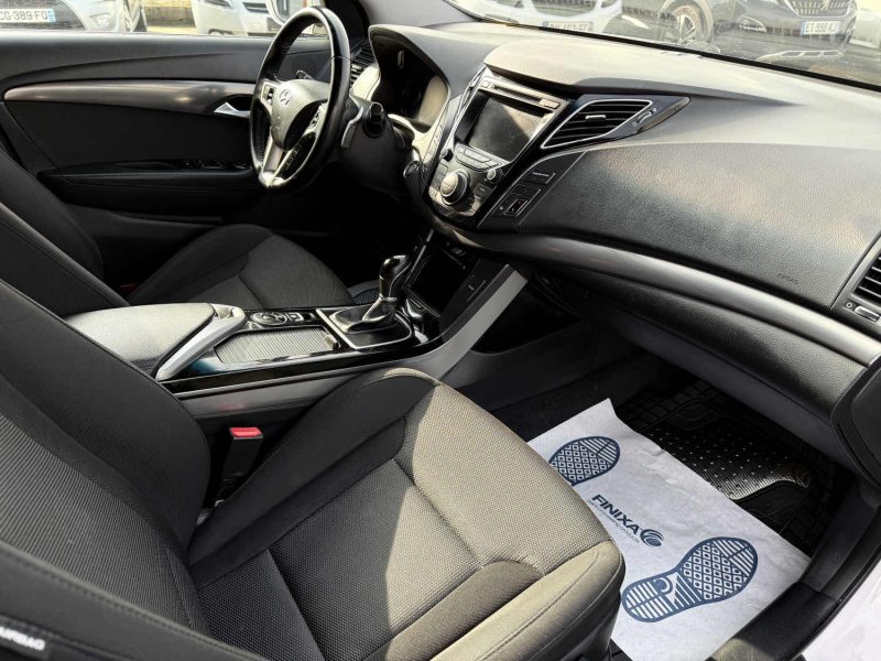 Hyundai i40 1.7 CRDi 136 Pack Business Limited BVA / Révisée & Garantie 6 Mois / Attelage / Caméra.