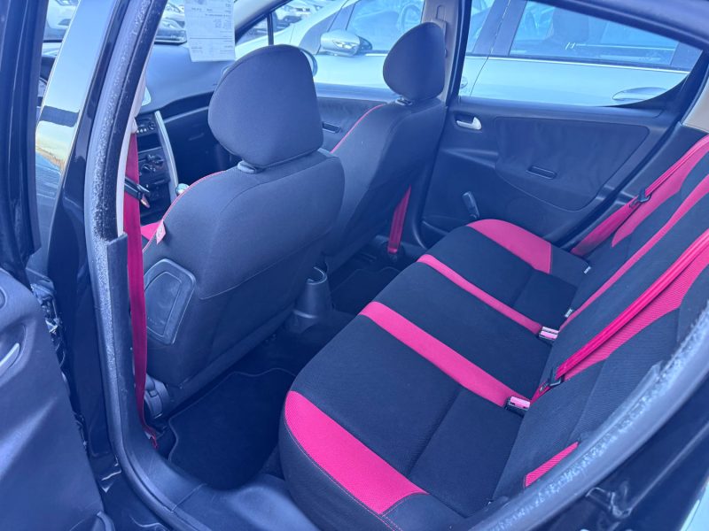PEUGEOT 207 1.4 VTI 95cv EDITION 64 / TOIT PANORAMIQUE 