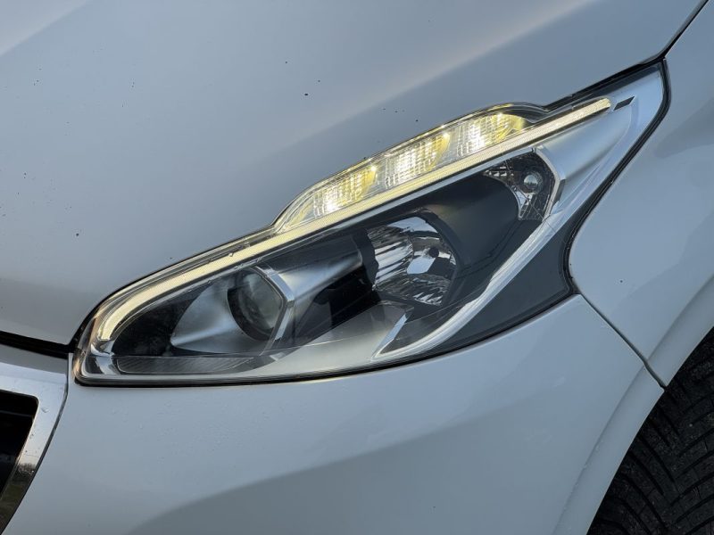 PEUGEOT 208 1.2 VTI 82 1199CM3 82CV  2016