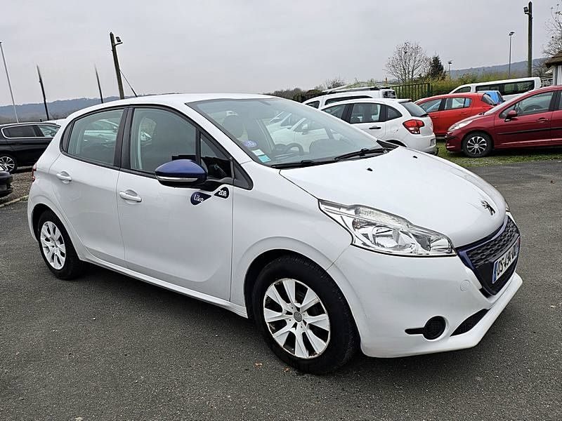 PEUGEOT 208 1.0L i 68cv *Like* / Révisée& Garantie