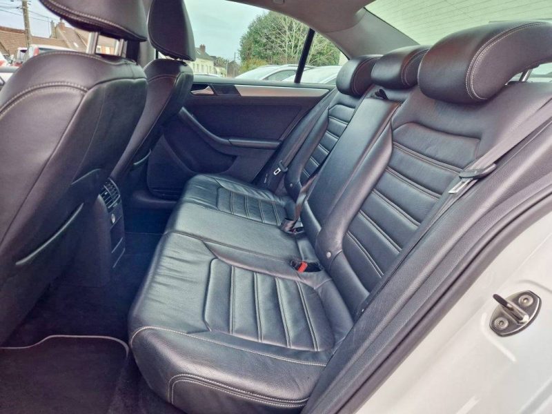 VOLKSWAGEN JETTA II 1.4L TSI 16V 150CV HYBRIDE_BOITE_AUTO DSG7 *CARAT* / Révisée&Garantie 