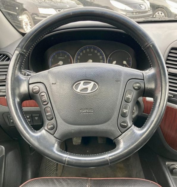 HYUNDAI SANTA FE 2.2L CRDi 155cv 4WD PACK CONFORT 7 Places / Révisée&Garantie 