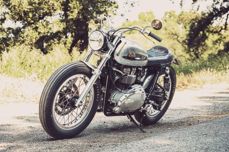 TRIUMPH BONN.T100 PURE MOTORCYCLE 2004
