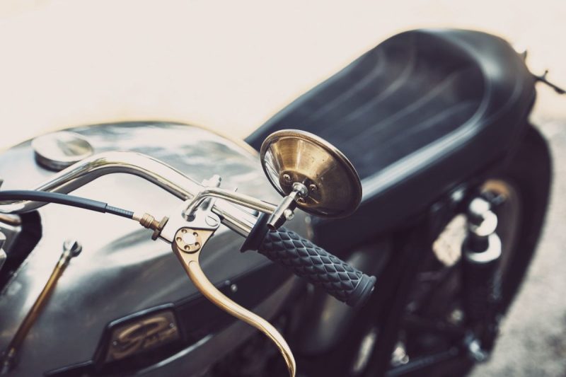 TRIUMPH BONN.T100 PURE MOTORCYCLE 2004