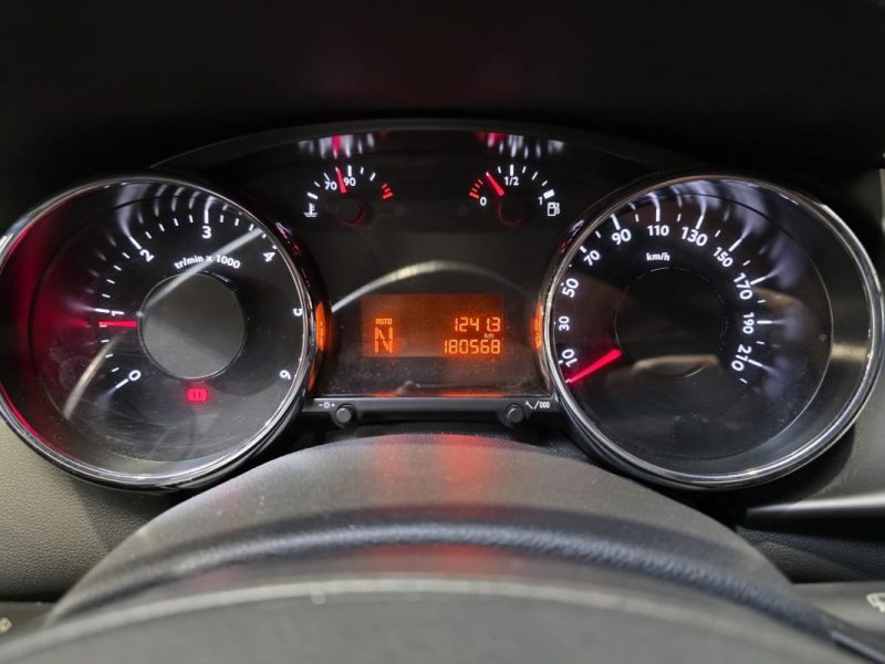 PEUGEOT 3008 1.6 e-HDi115 Business Pack ETG6 / DISTRI OK