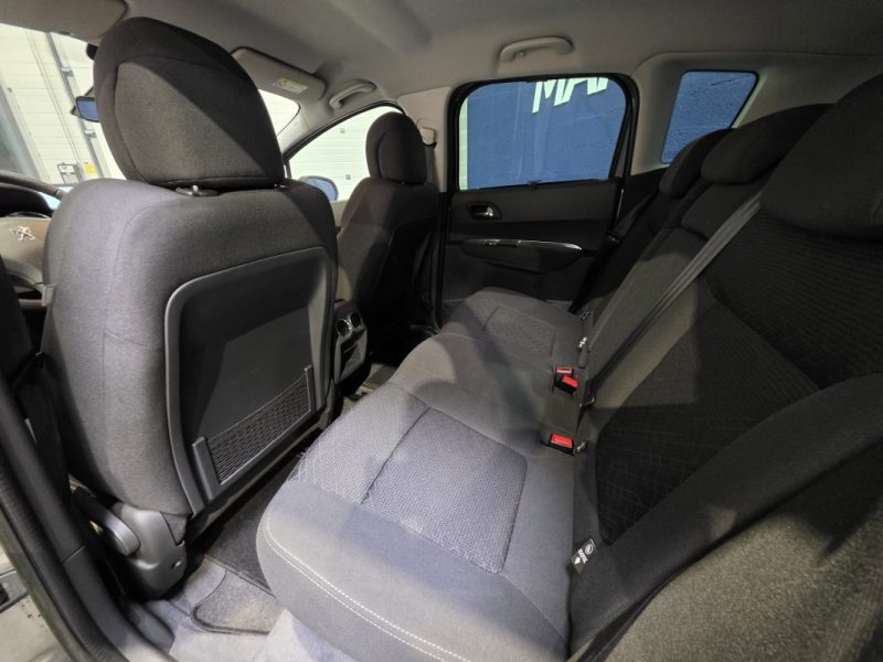 PEUGEOT 3008 1.6 e-HDi115 Business Pack ETG6 / DISTRI OK