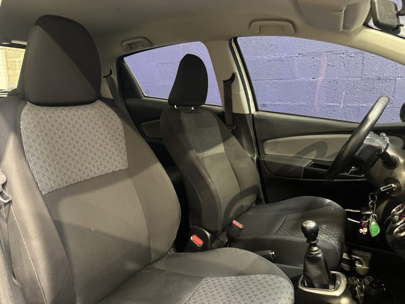 TOYOTA YARIS 1.4 D4-D 90ch - SUIVI COMPLET