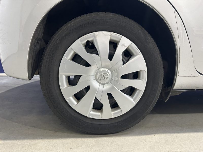 TOYOTA YARIS 1.4 D4-D 90ch - SUIVI COMPLET