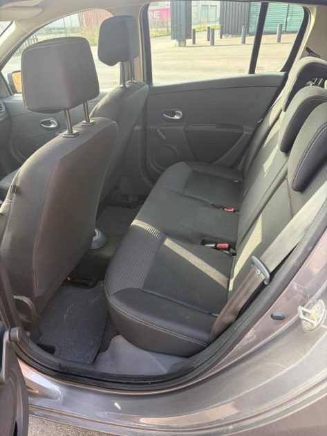 RENAULT CLIO 1.2 ESSENCE 75 CH 2014