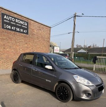 RENAULT CLIO 1.2 ESSENCE 75 CH 2014