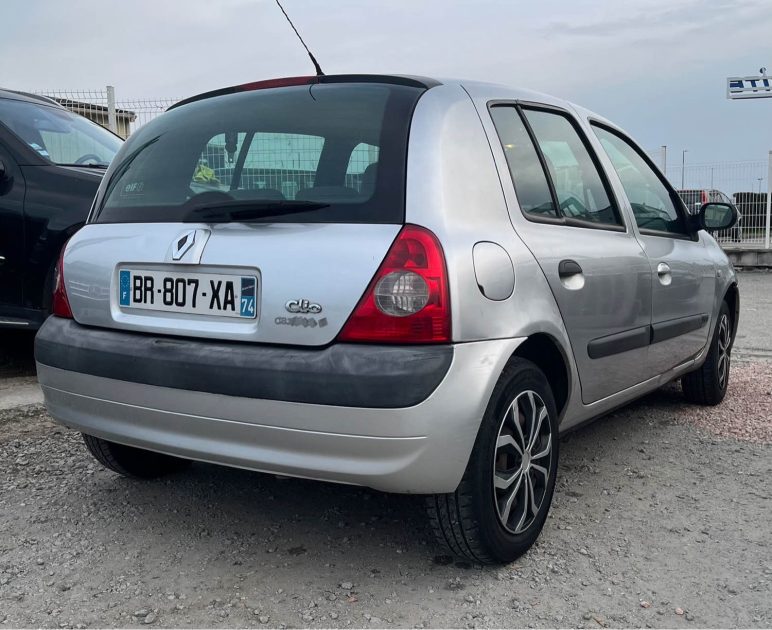 Renault Clio 1.2i 75 Ch Garantie 