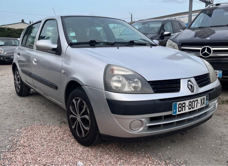 Renault Clio 1.2i 75 Ch Garantie 