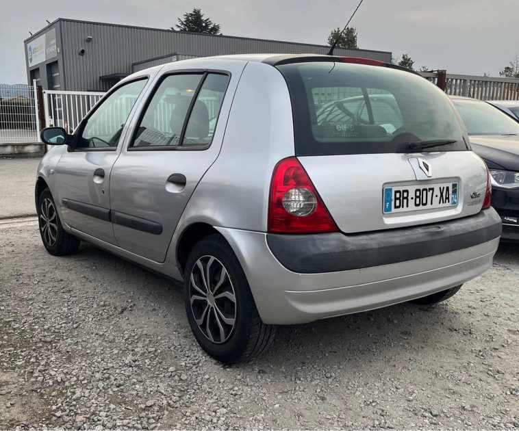 Renault Clio 1.2i 75 Ch Garantie 